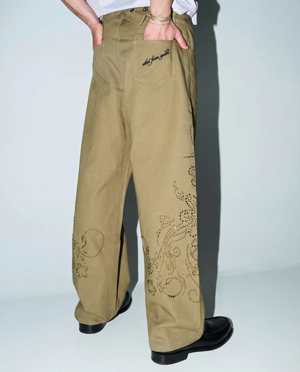 Pantalon en jean BAYA à strass