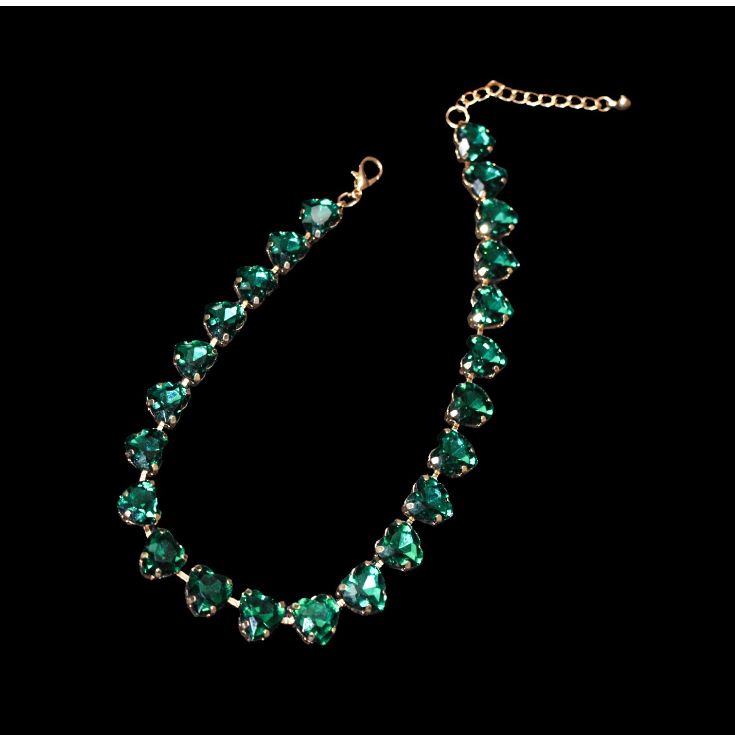 GALBI HEART NECKLACE