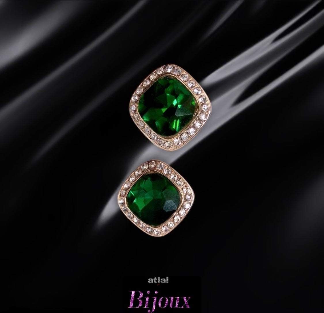 Square Emeraude Earrings