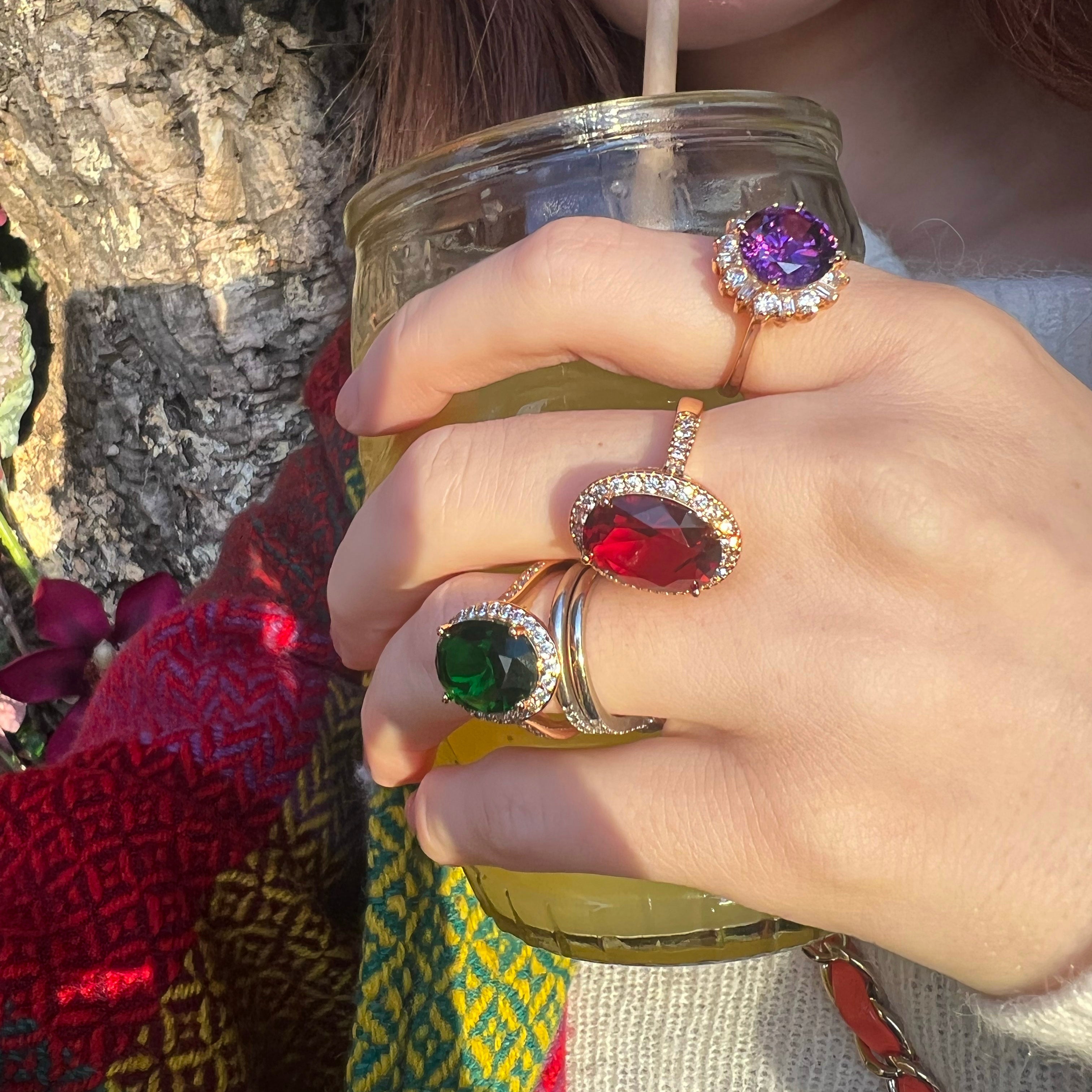 Oum Ring