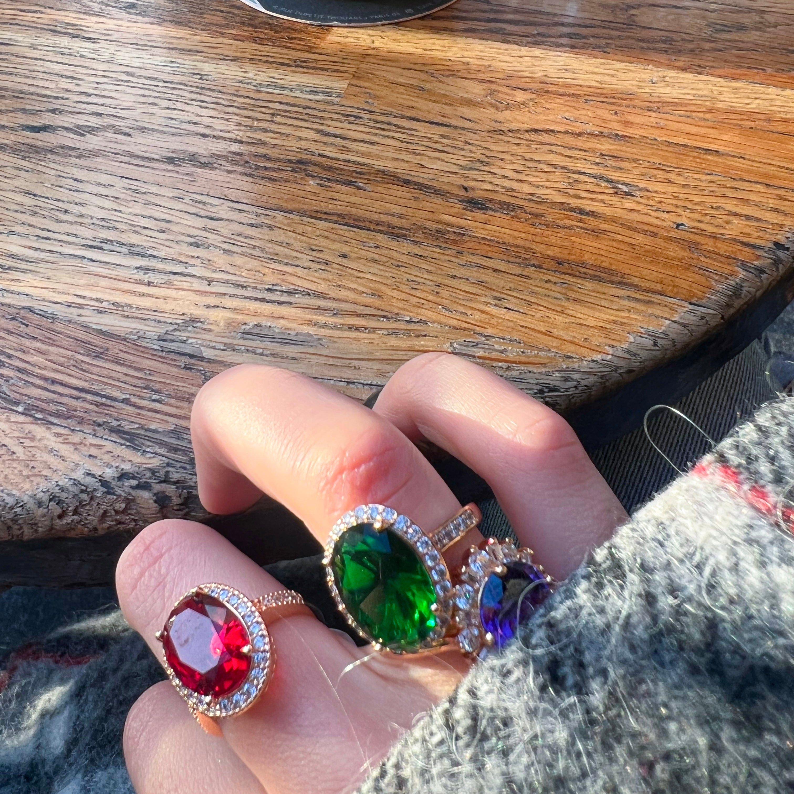 Oum Ring
